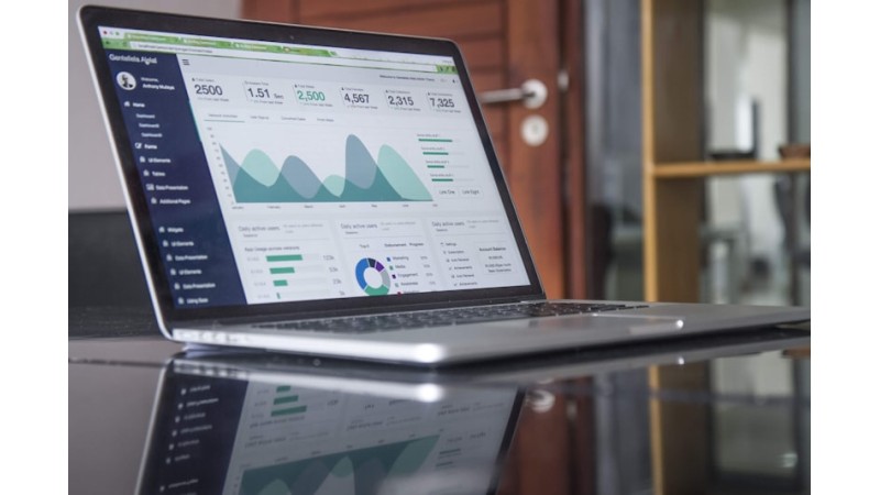 PrestaShop vs. Shopify: Warum Eigentum über Miete gewinnt – und was das für Ihren Online-Shop bedeutet