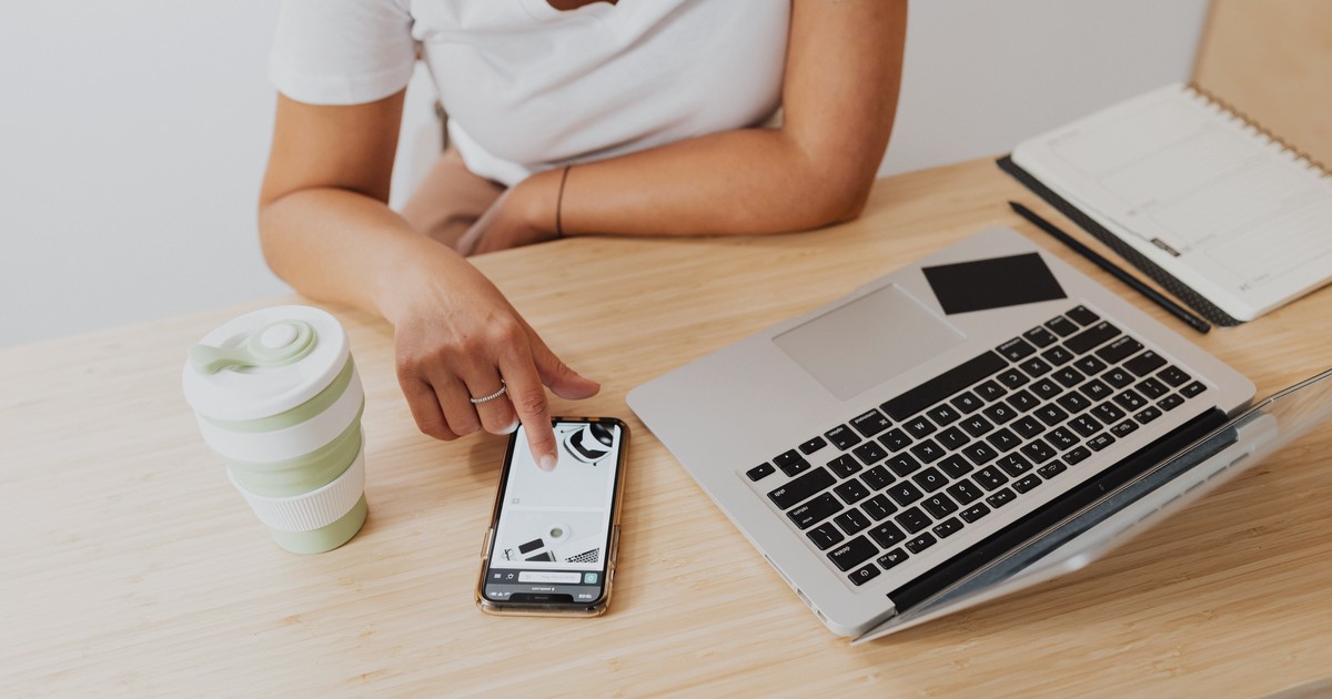 Ventas y Visitas de Productos: Mostrar Estadísticas en Vivo para Impulsar Decisiones de Compra